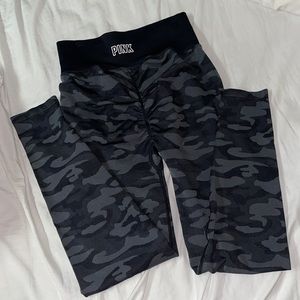 Pink booty scrunch leggings